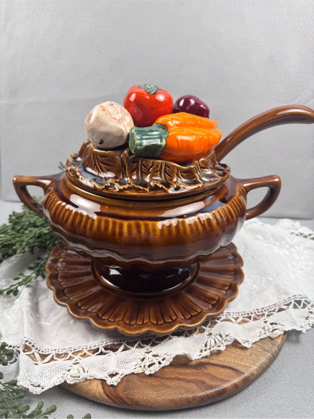 Vintage 1970’s Brown Ceramic Soup Tureen with Vegetable Lid - Picture 2 of 7